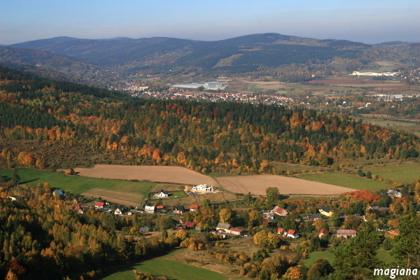 widok z zamku chojnik